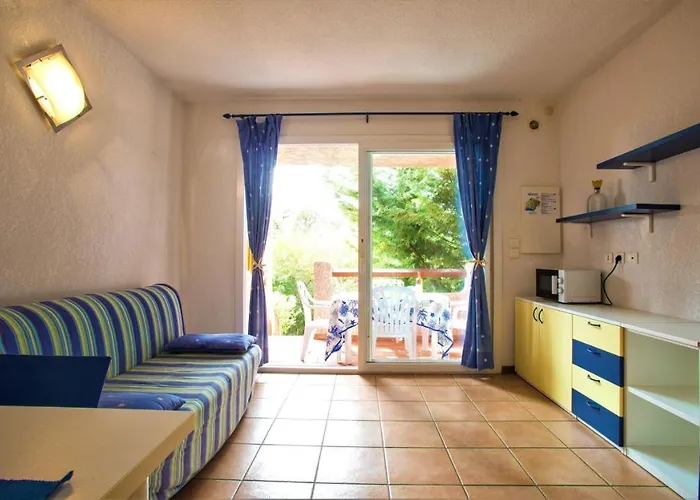 Porto Vecchio, 6 Persons, 500 M Appartement Zonza