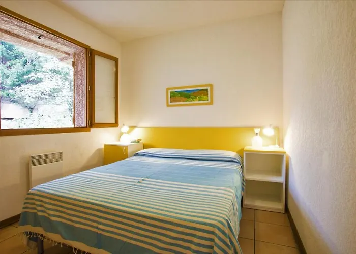 아파트 Porto Vecchio, 6 Persons, 500 M