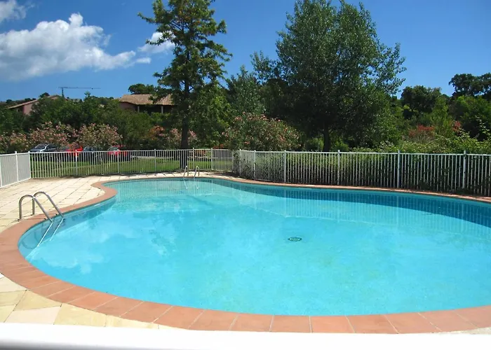 Porto Vecchio, 6 Persons, 500 M 아파트 *