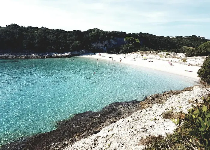 Porto Vecchio, 6 Persons, 500 M 아파트 *